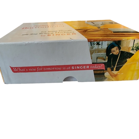 Vtg Singer Professional Buttonholer Sewing Machine Slant Needle Zig-Zag 102577 - Picture 8 of 16